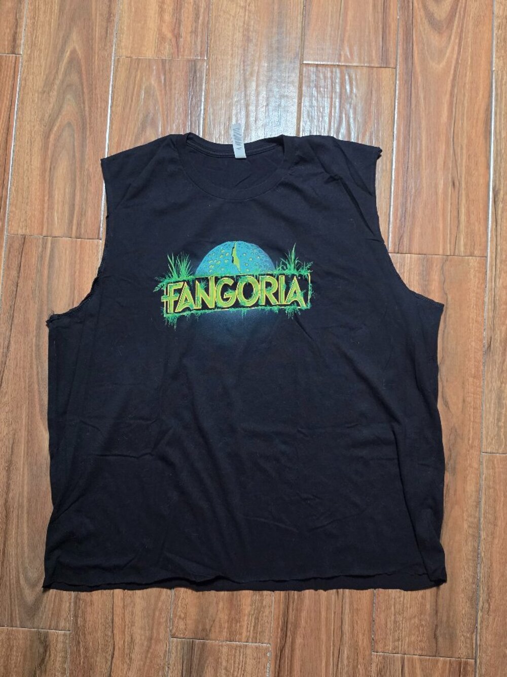 Fangoria horror magazine meteor Creepshow-inspired graphic cut-off muscle tee